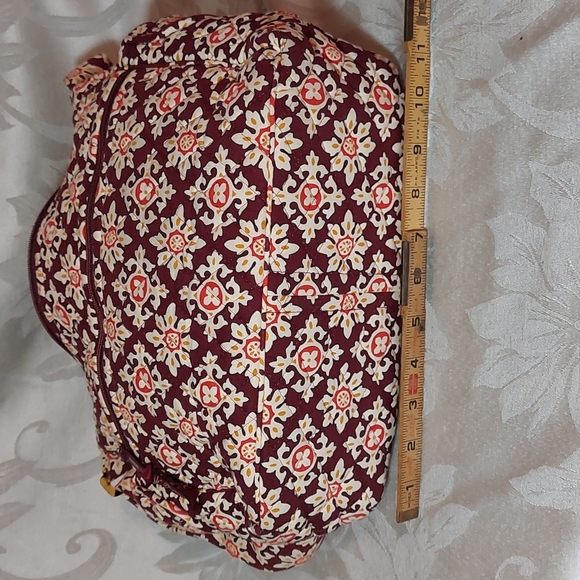 Vera Bradley 'On the Go'•Shoulder Crossbody Bag•Retired Medallion Print - Picture 7 of 11